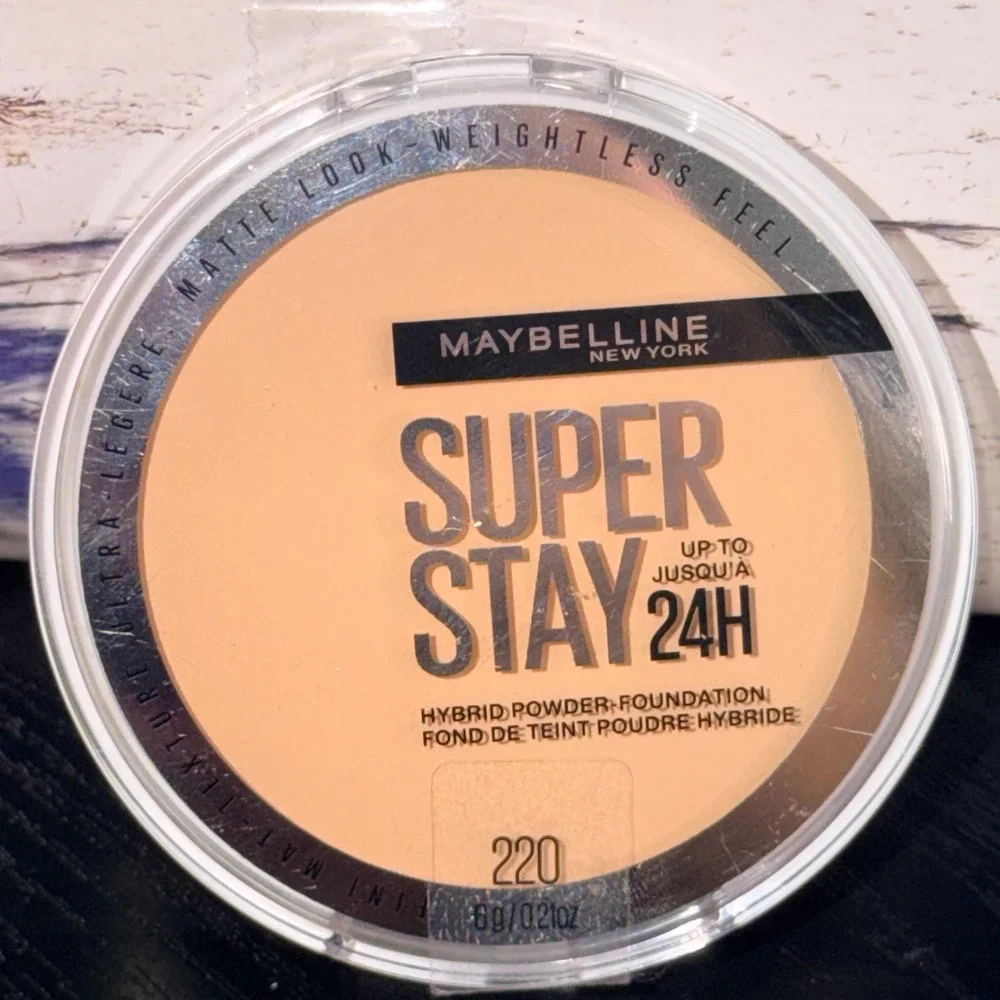 Maybelline Super Stay 24H Hybrid Powder Foundation Matte Full Coverage Shade 220